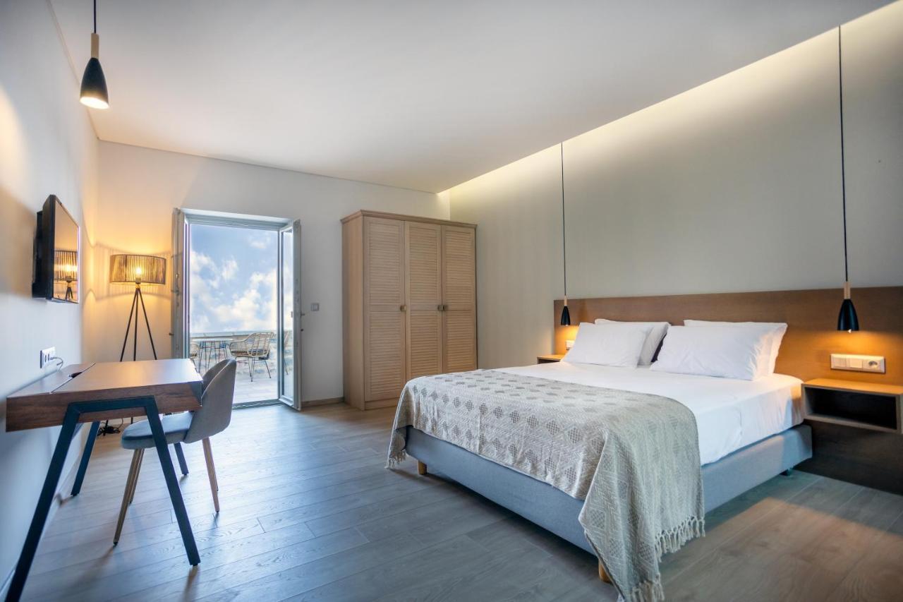 Armantanis Luxury Hotel