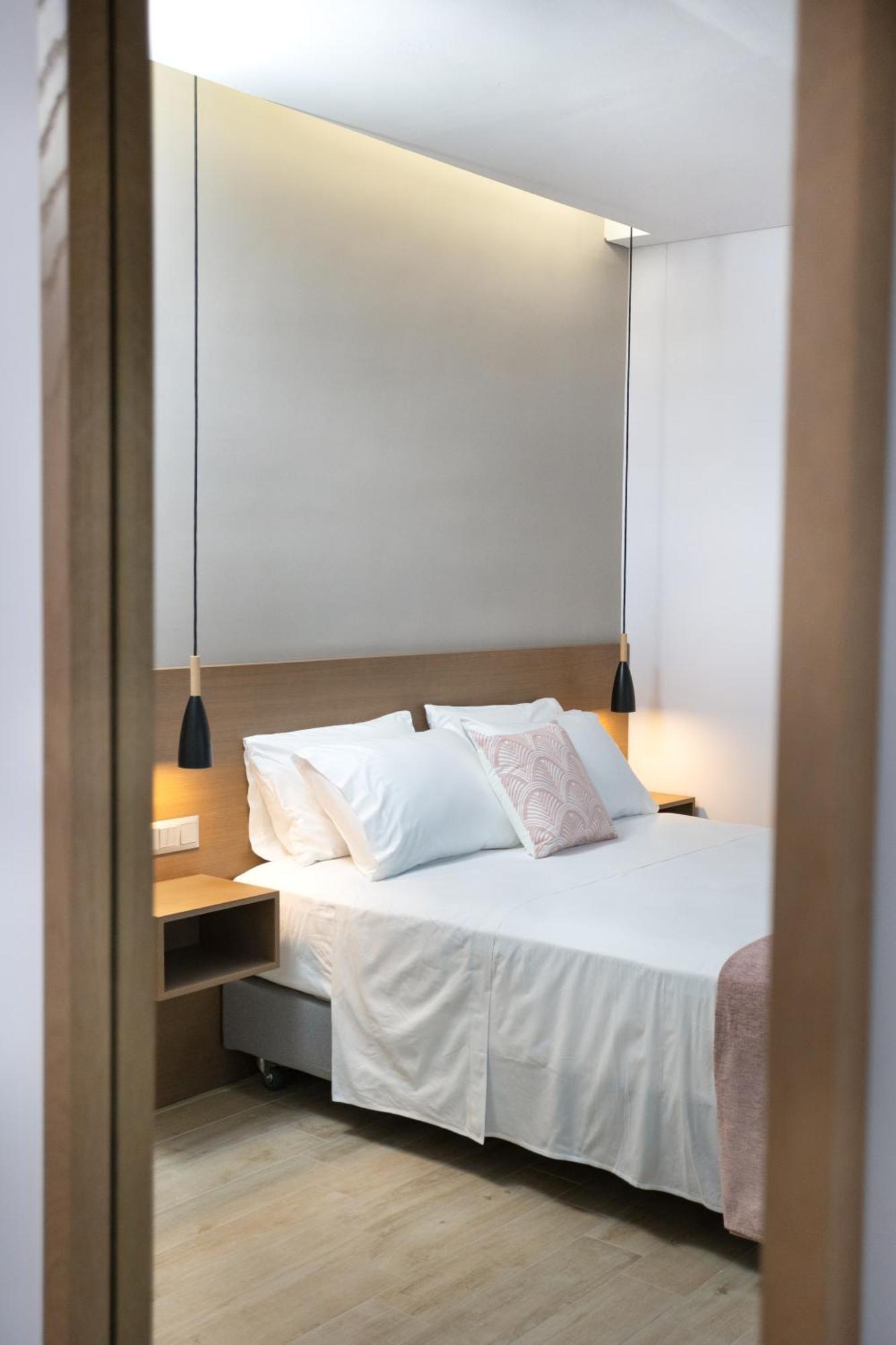 מלון Armantanis Luxury 3*
